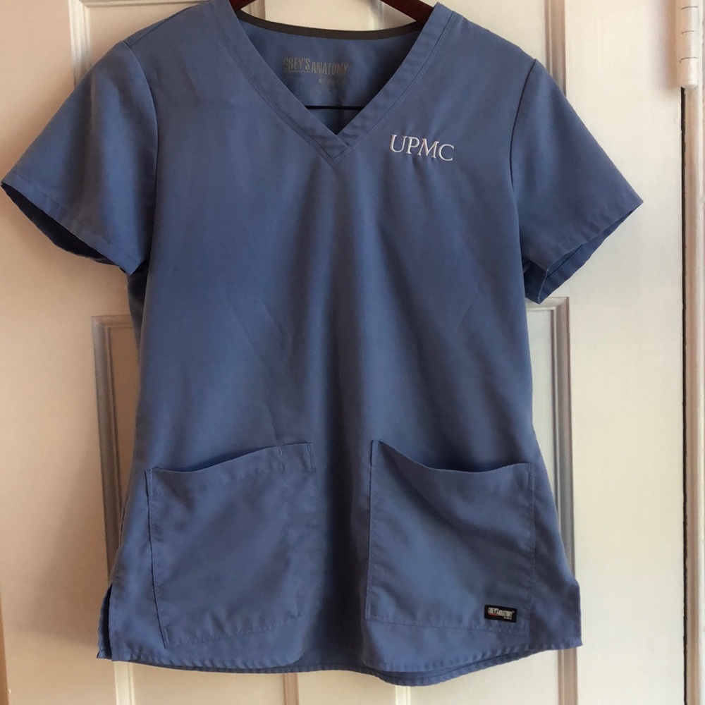 UPMC Grey’s Anatomy Ceil Blue Women’s Scrub Top Size S
